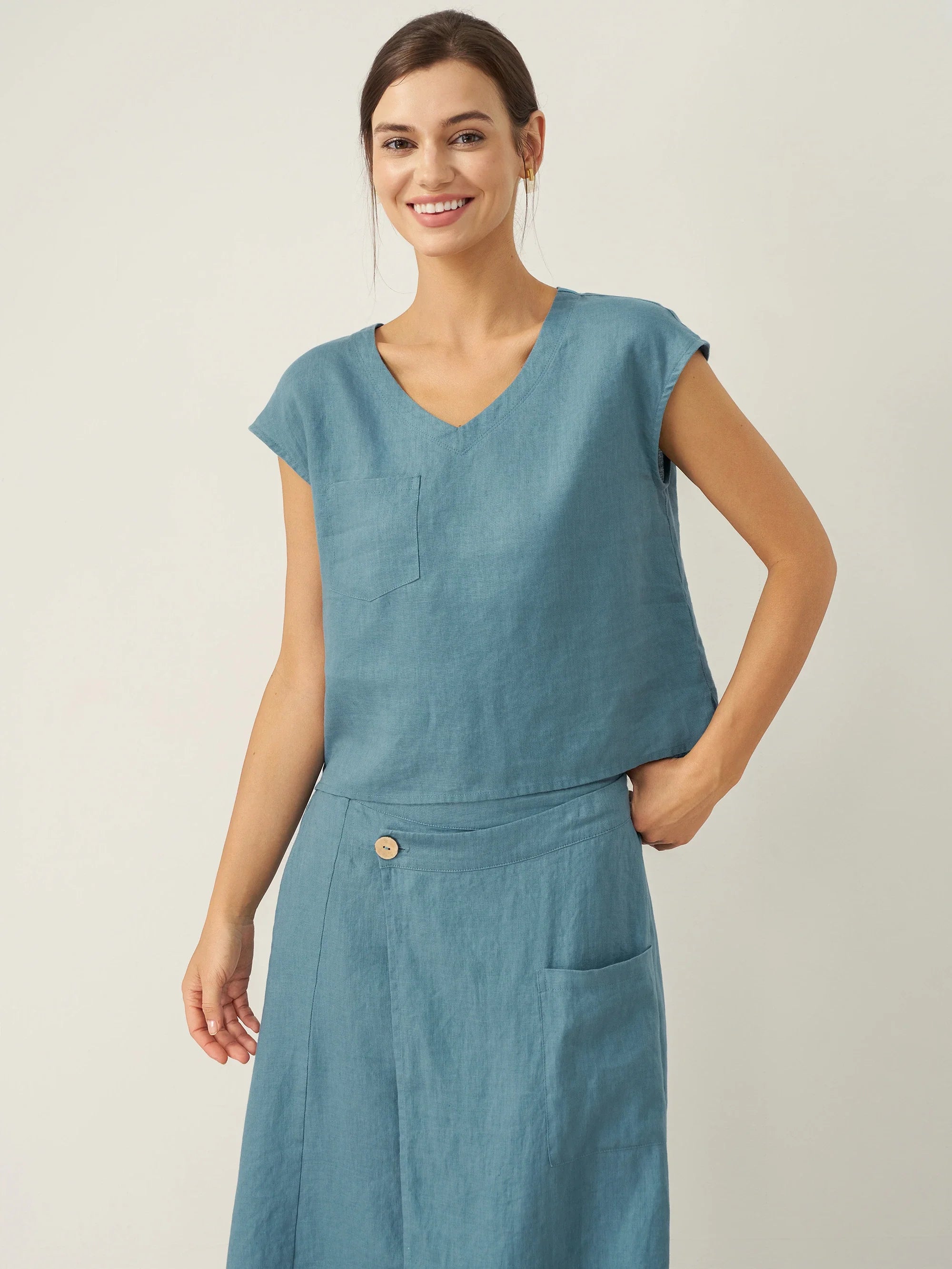 100% Linen V-Neck Cap Sleeve Crop Top FRESSA